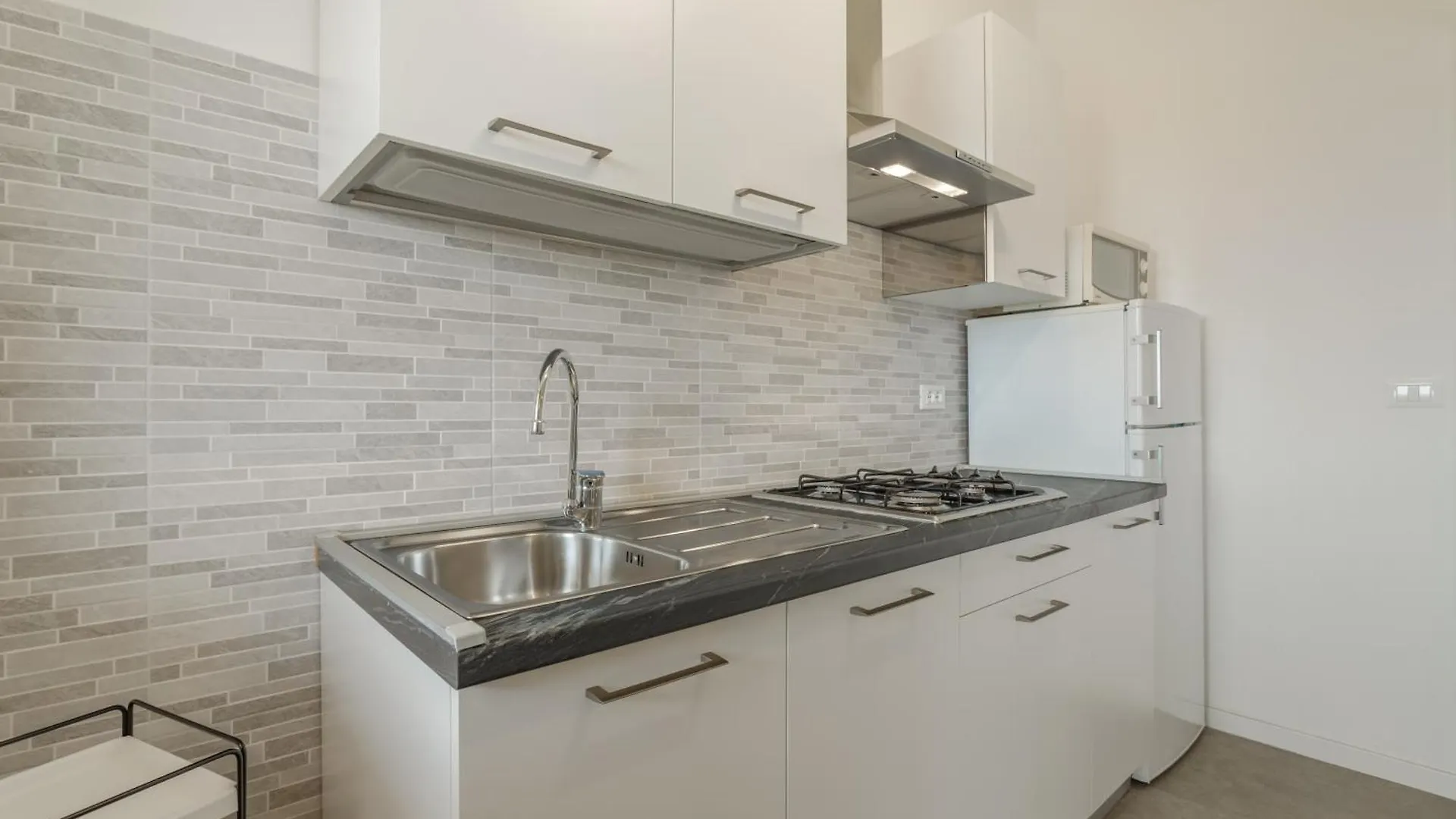 Residence Mizar Пьетра-Лигуре Италия